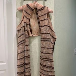 Moth long vest